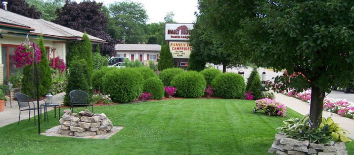 Hart Motel - Web Listing (newer photo)